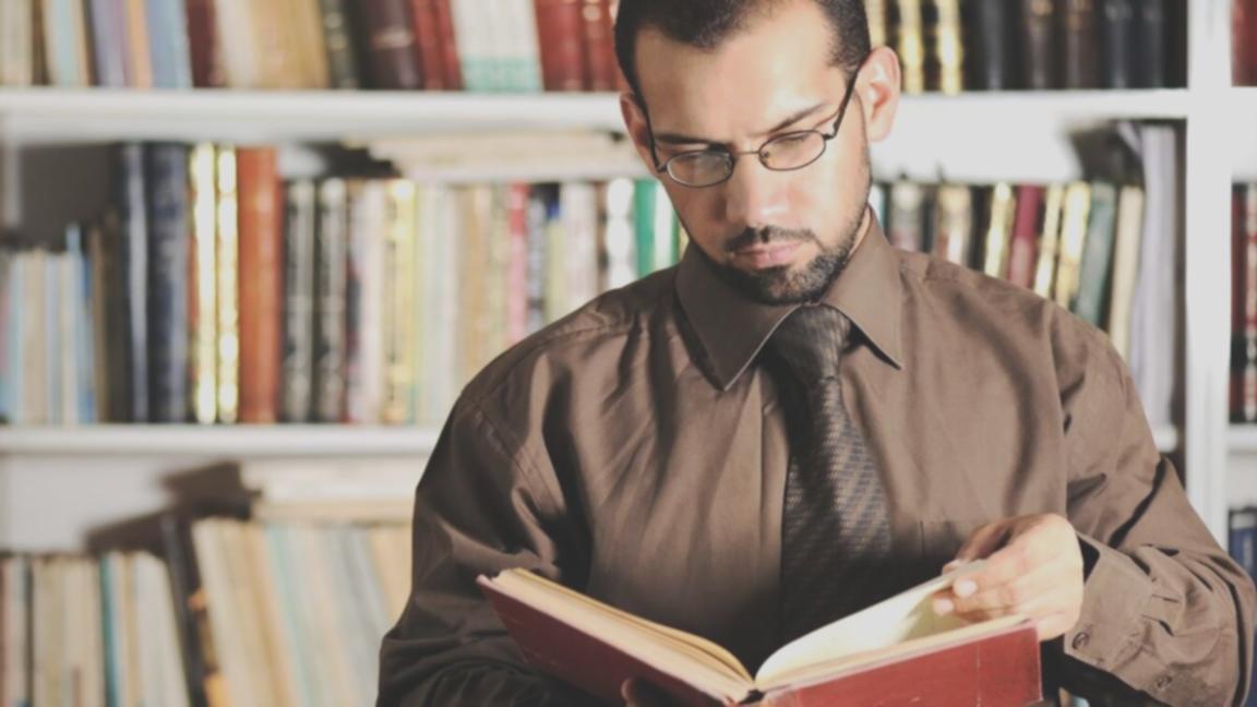 Participants reviewing on-page optimisation content during a Elunoravexiq masterclass session